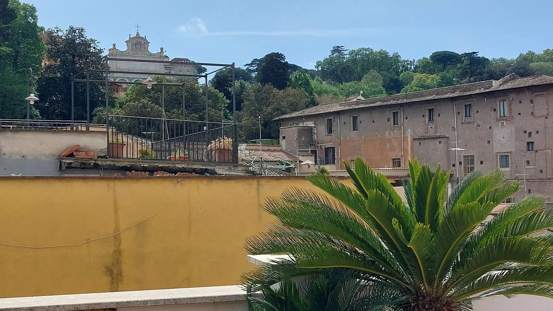 Homestay Magic Trastevere Suite On Roof Terrace Rome