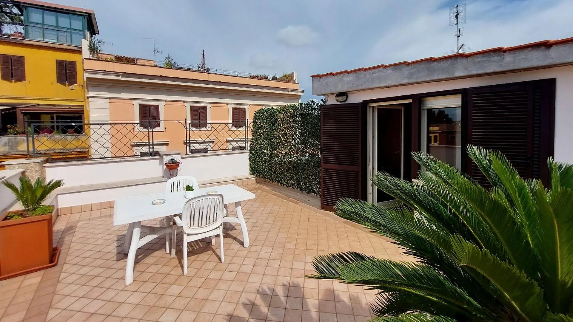 Magic Trastevere Suite On Roof Terrace Rome