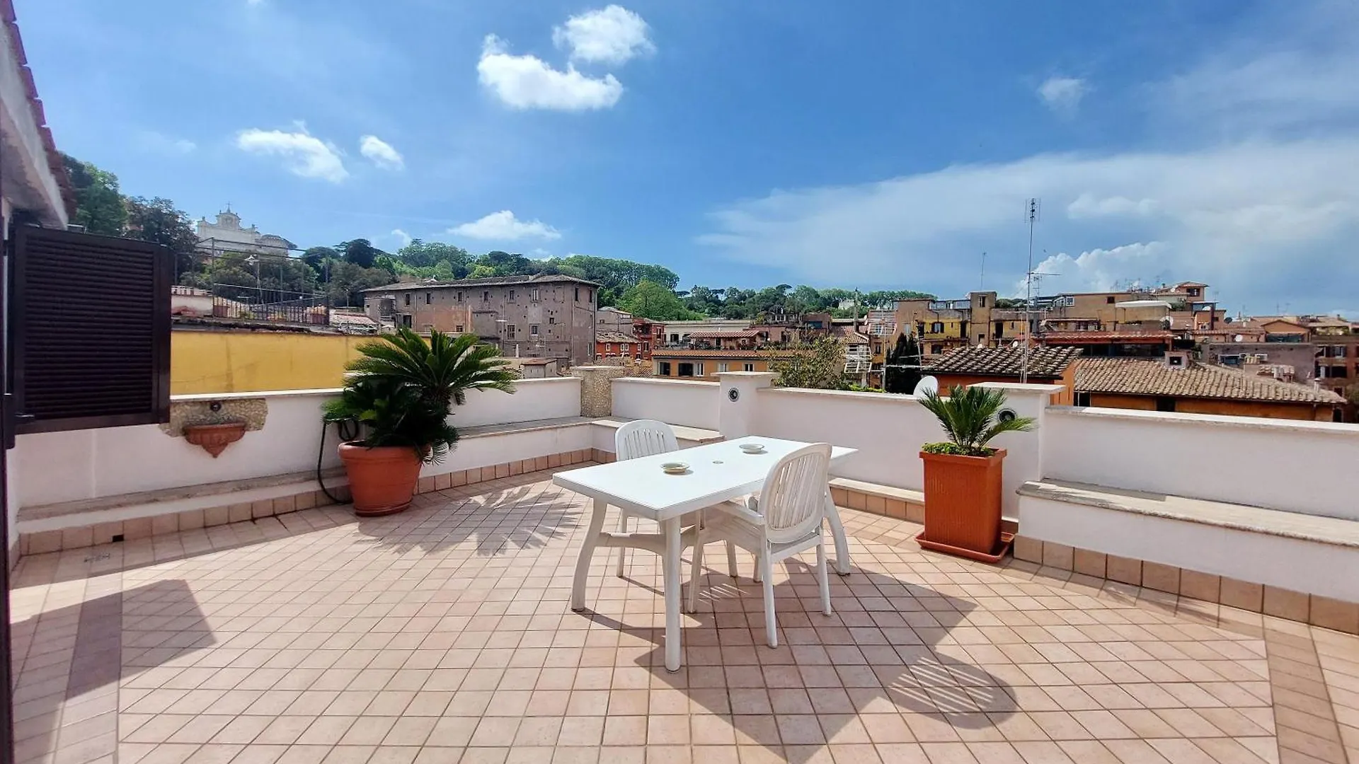 Homestay Magic Trastevere Suite On Roof Terrace Rome