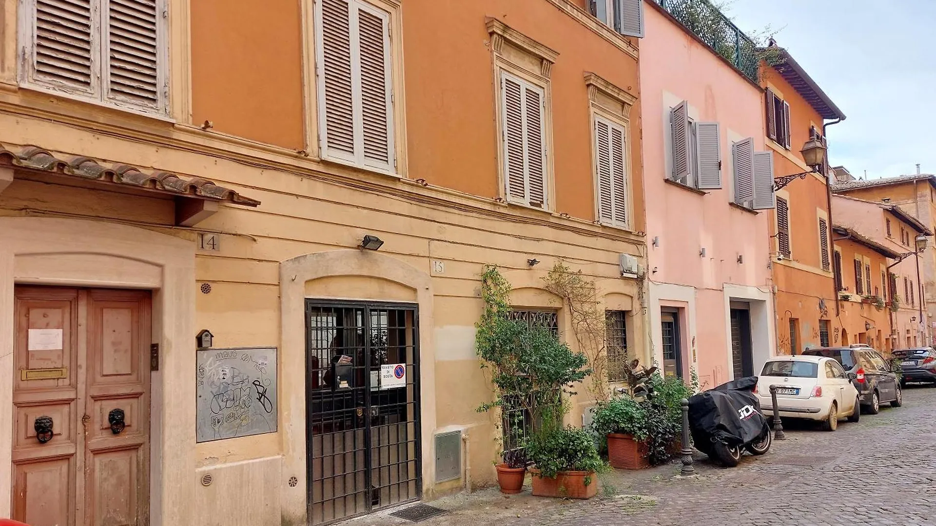 Rum i privatbostad Magic Trastevere Suite On Roof Terrace Rom