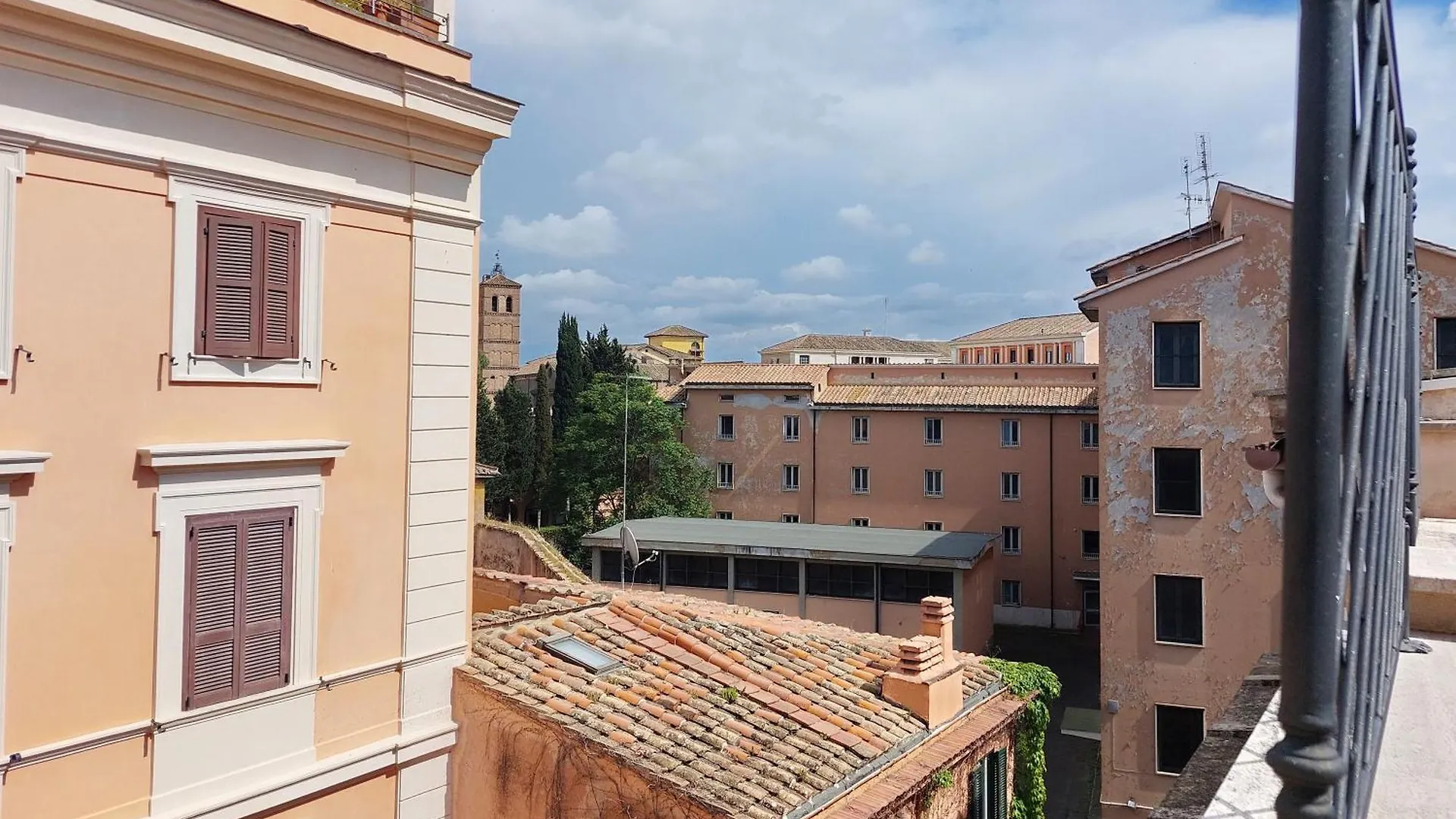 Magic Trastevere Suite On Roof Terrace Rom Rum i privatbostad