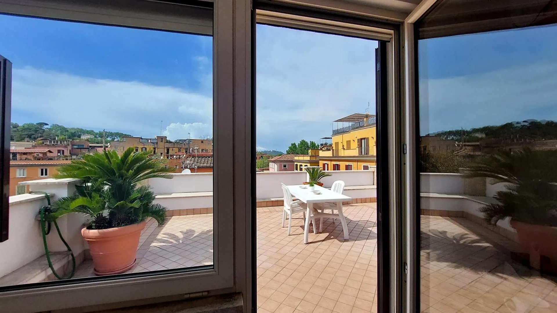 Magic Trastevere Suite On Roof Terrace Rom Rum i privatbostad